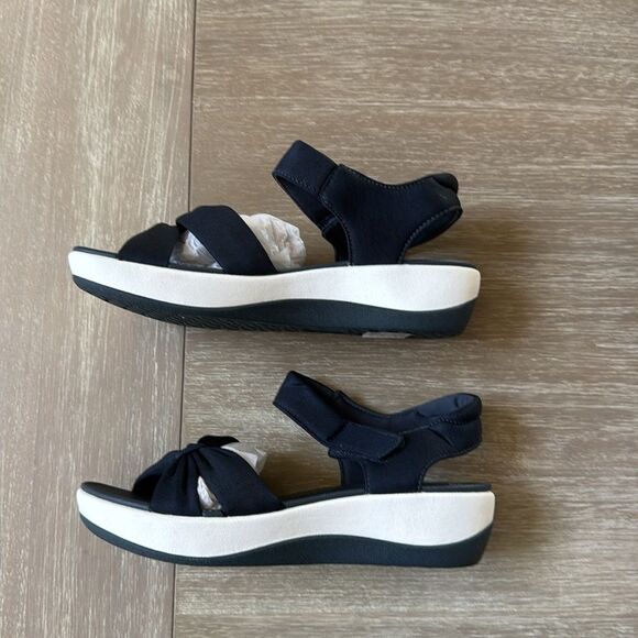 Clark’s Arla Shore‎ navy sandal NWT in box - Picture 8 of 11